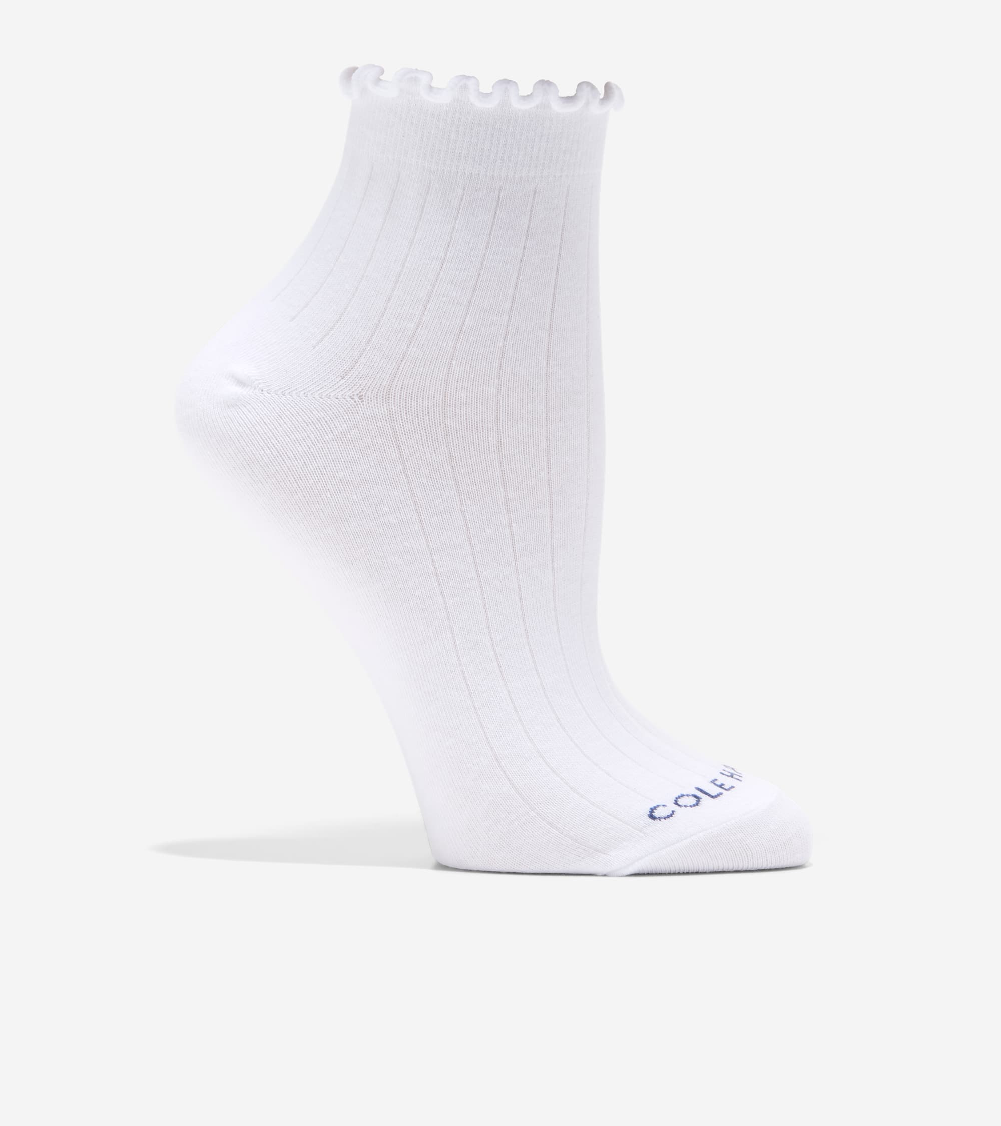 Women's 2-Pair Ruffle Quarter Ankle Socks - Image 2