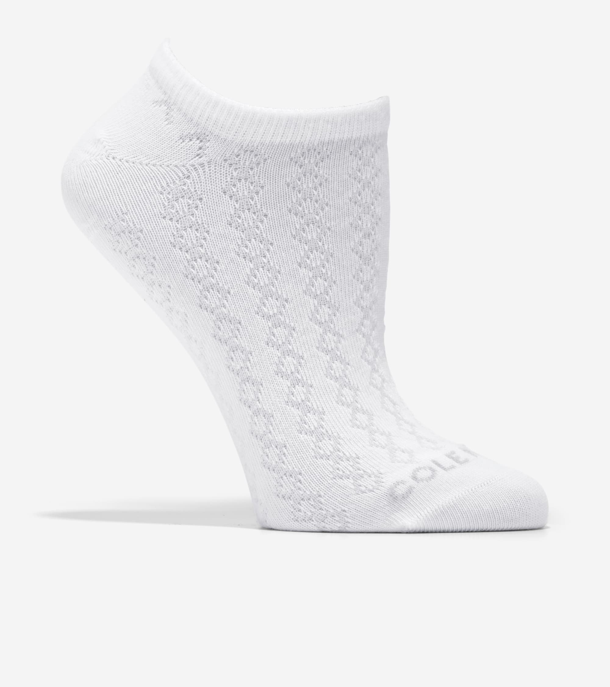 Women's 3-Pair Diamond Textured Super Soft Low Cut Socks - Image 3