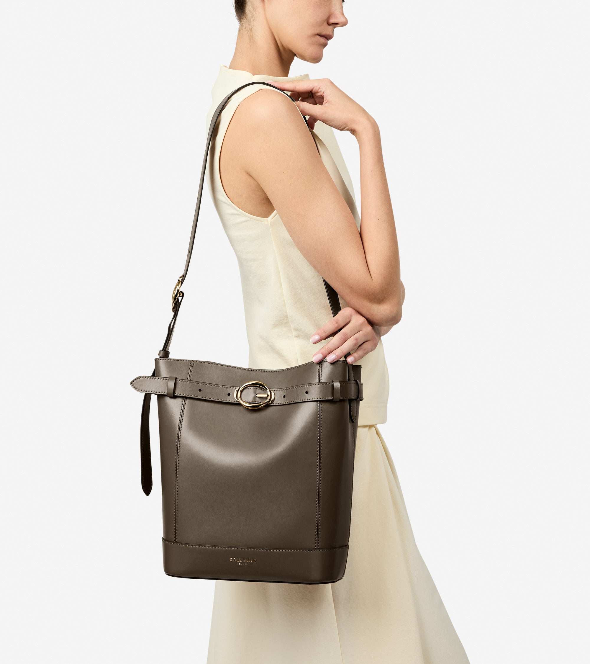 Women's Alexandria Bucket Bag - Image 6