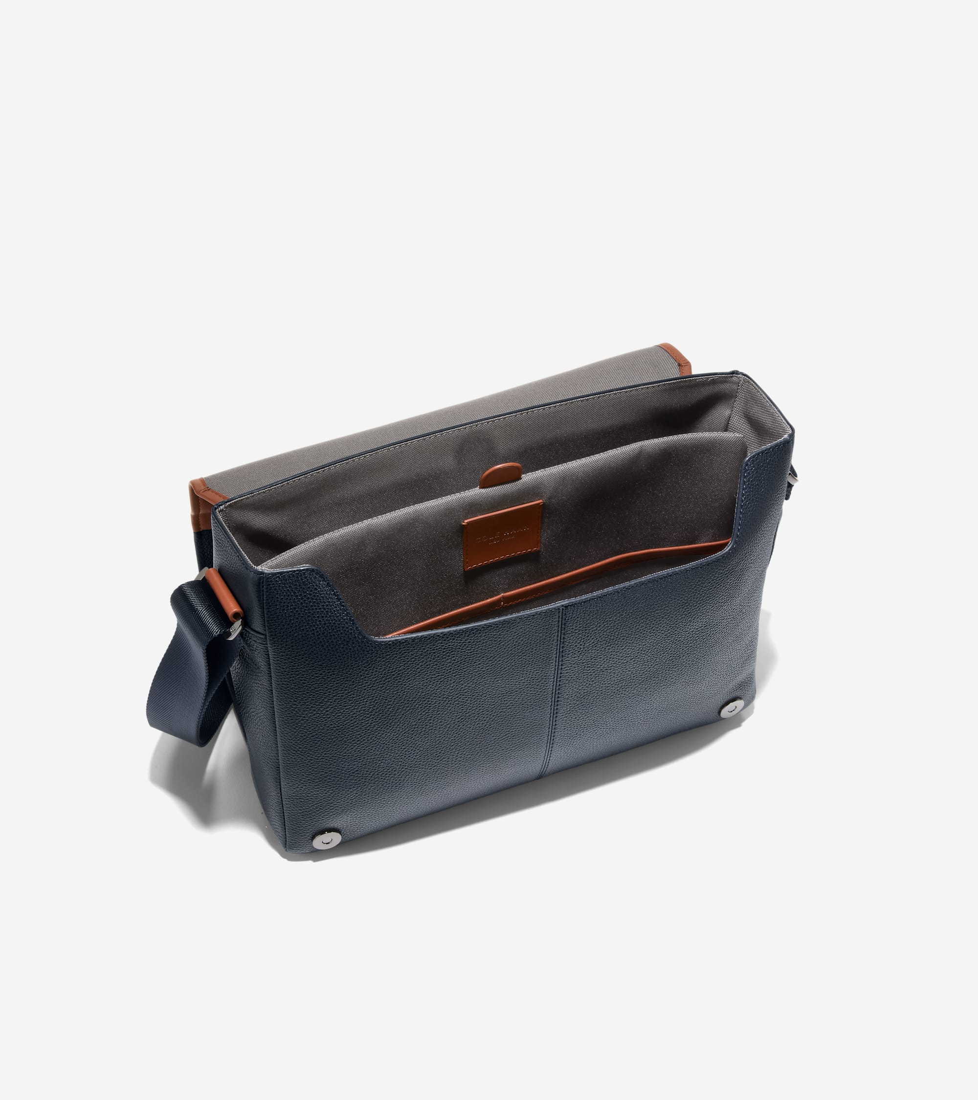Men's Damon Messenger Bag - Image 4
