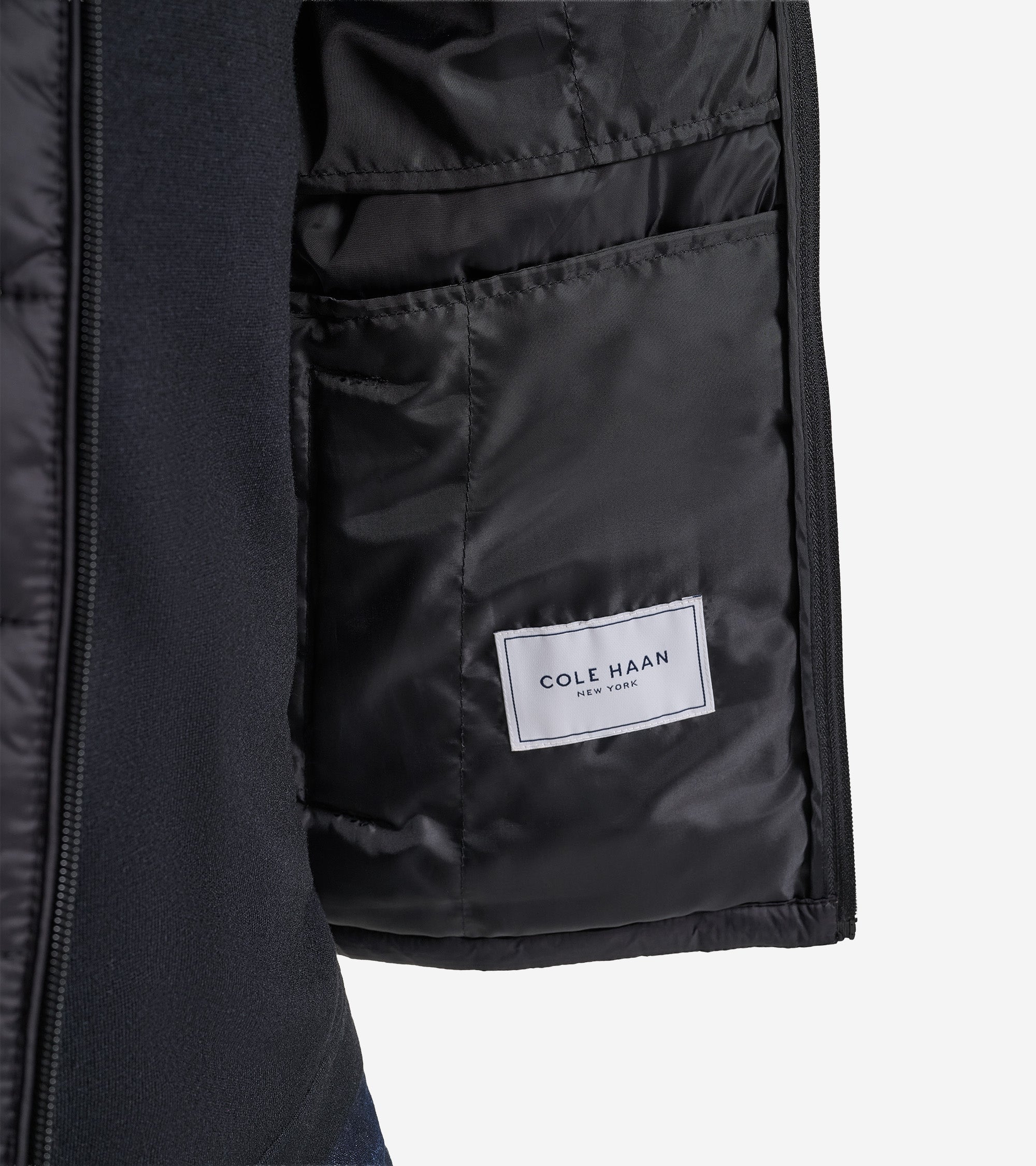 Men's Nylon Puffer Vest - Image 3