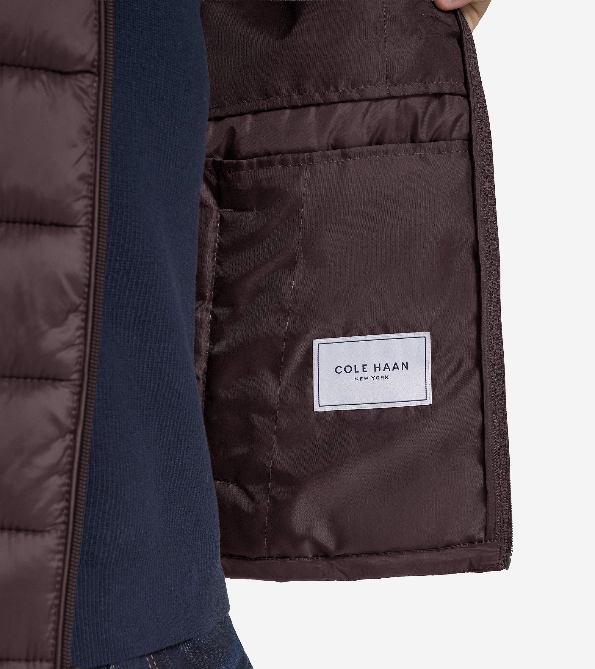 Men's Nylon Puffer Vest - Image 3