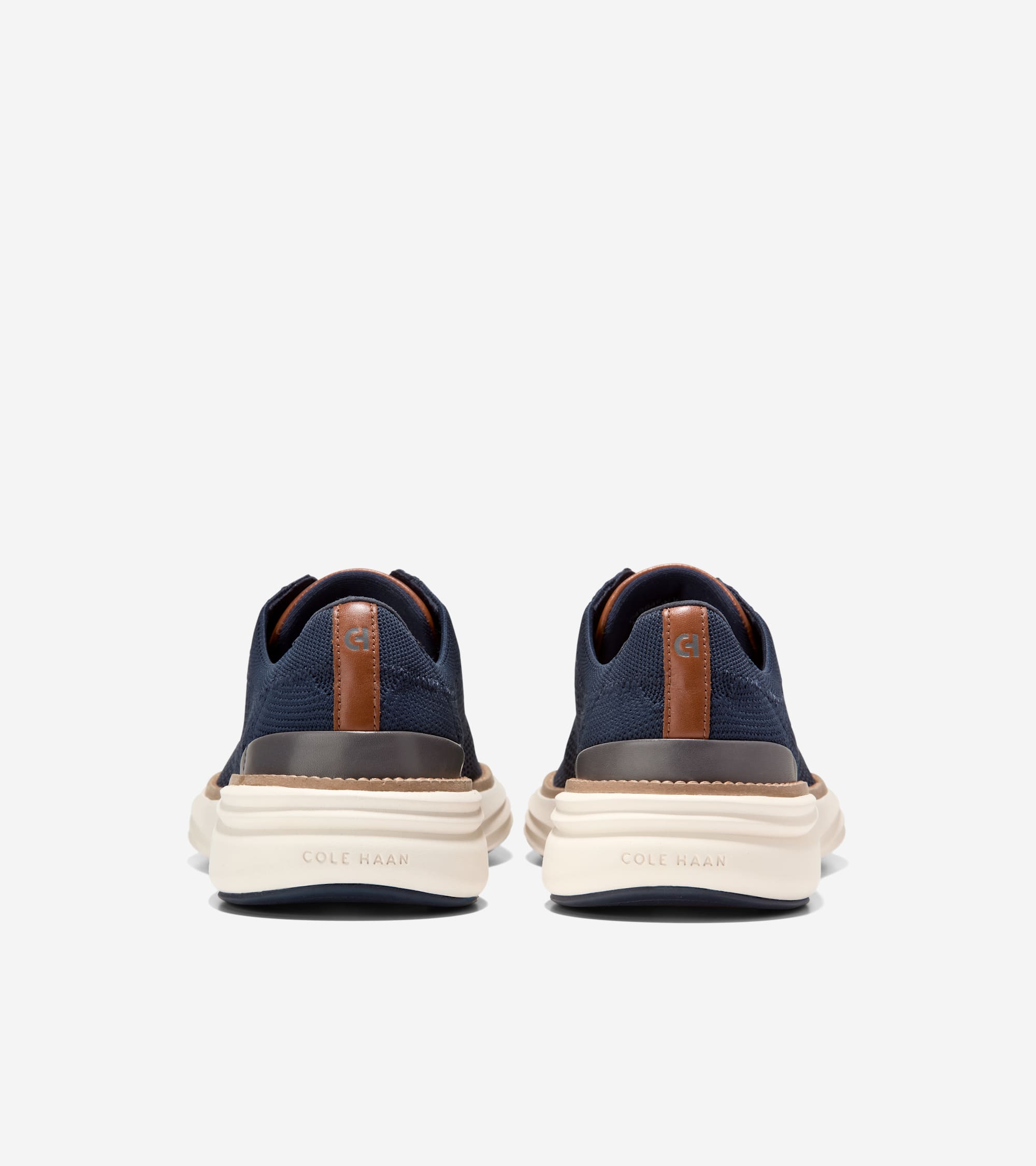 Men's ØriginalGrand Horizon Stitchlite™ Wingtip Oxfords - Image 3