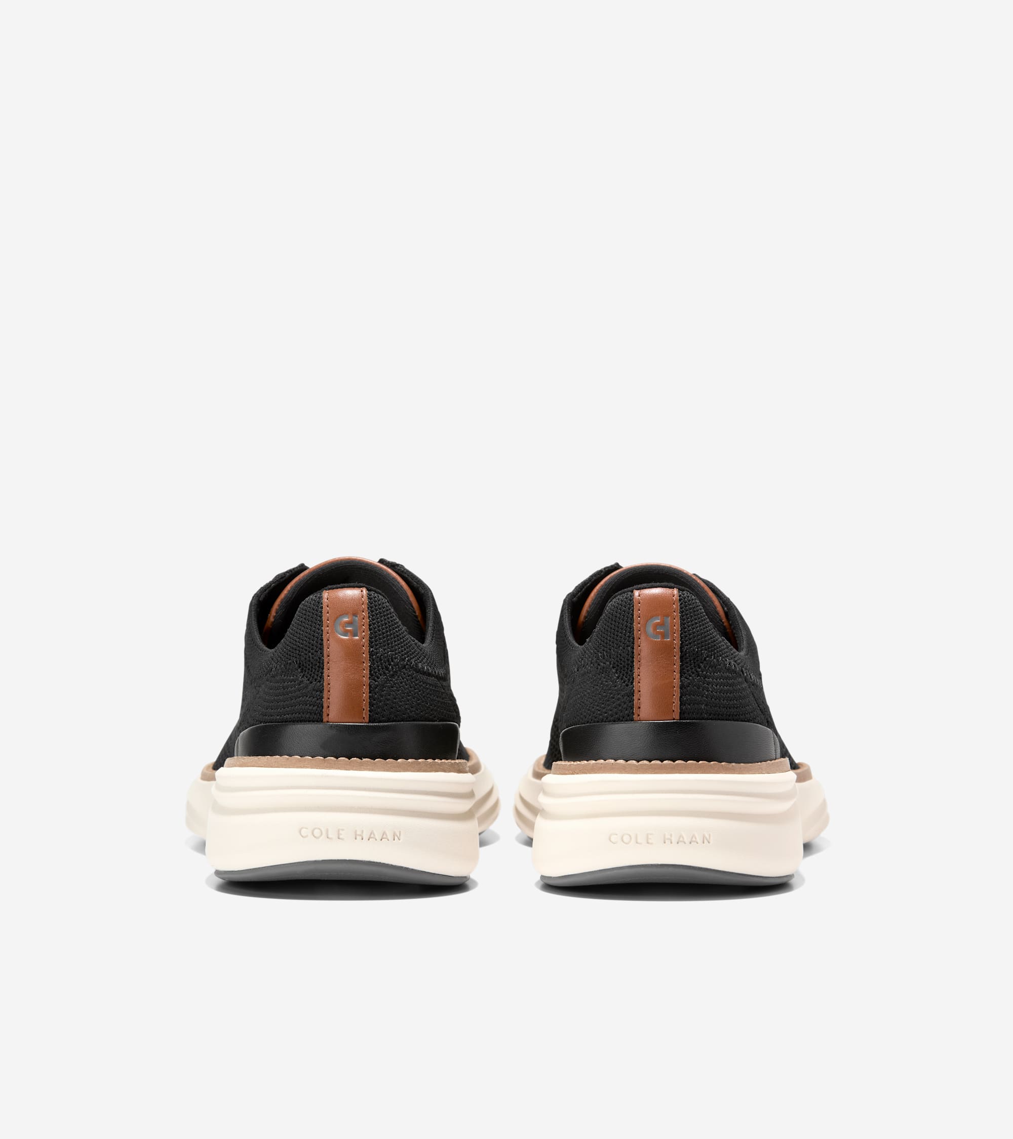 Men's ØriginalGrand Horizon Stitchlite™ Wingtip Oxfords - Image 3