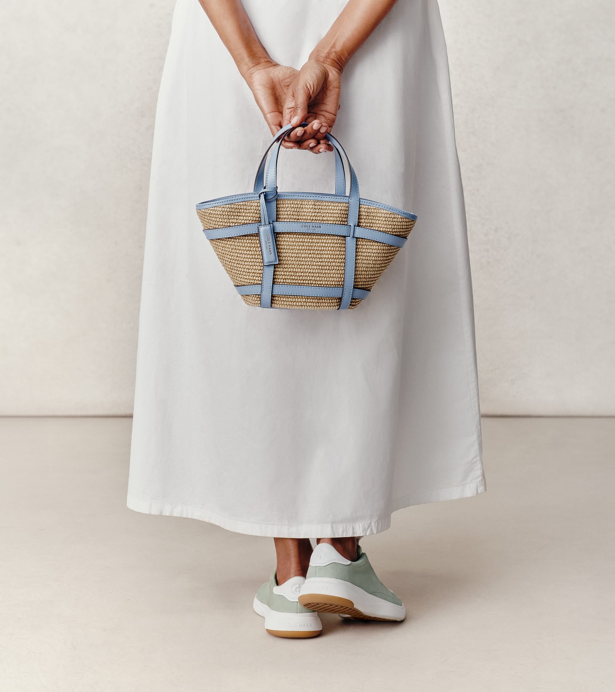 Women's Key West Tote Crossbody Bag - Image 8